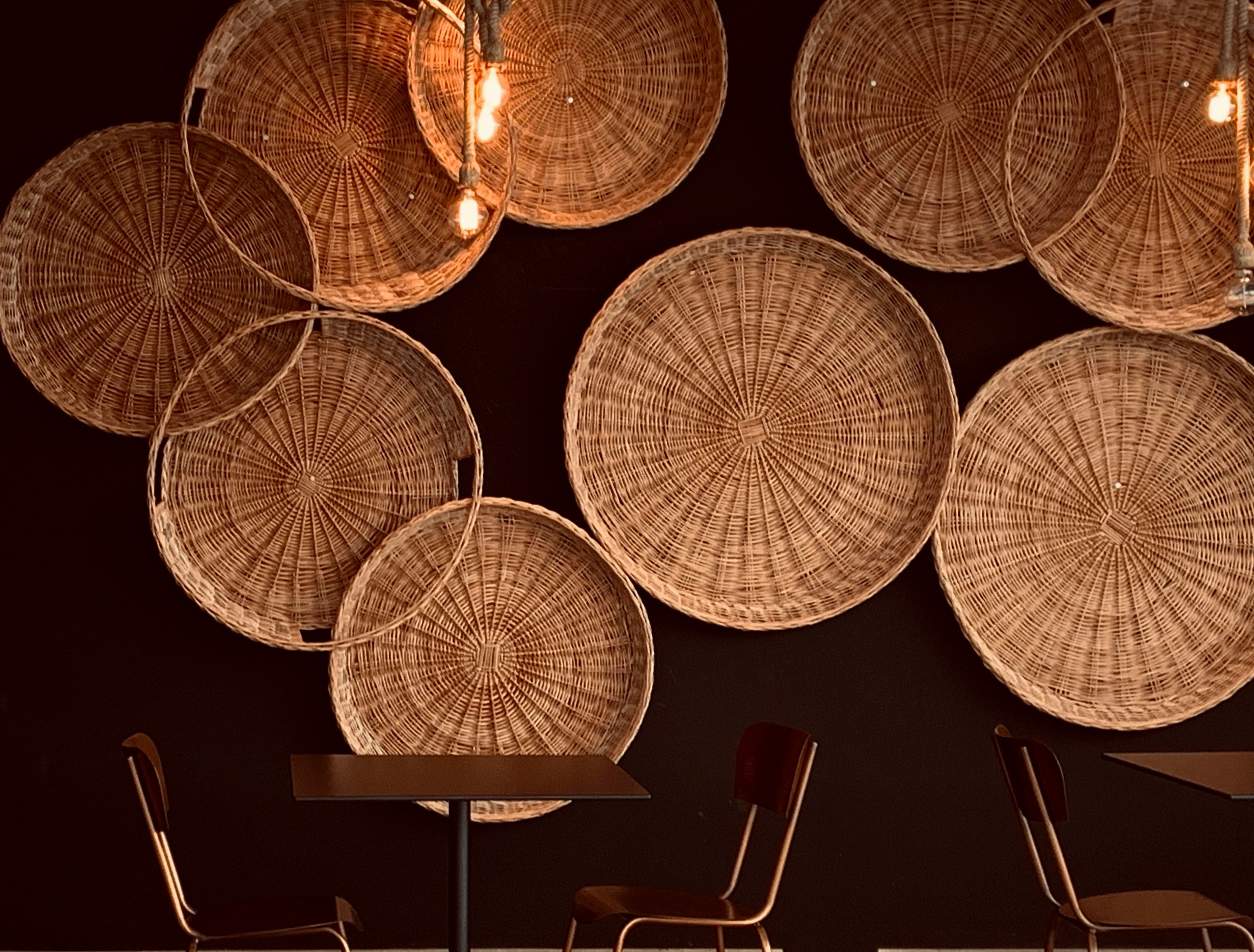 Revamp Your Farmhouse Interior Design With These Redefining Objects ...