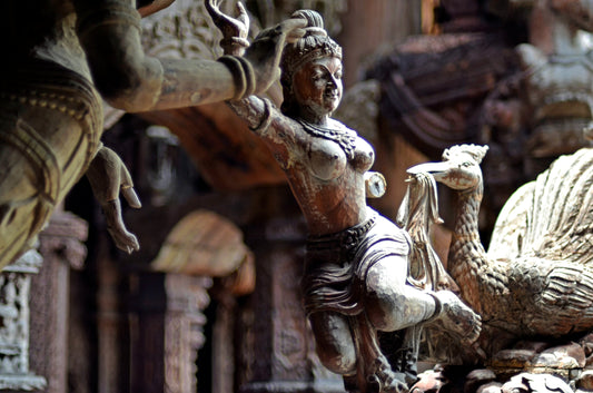 Indian Wood Carving Wall Art: Intrinsic Carvings Encapsulating Artistry