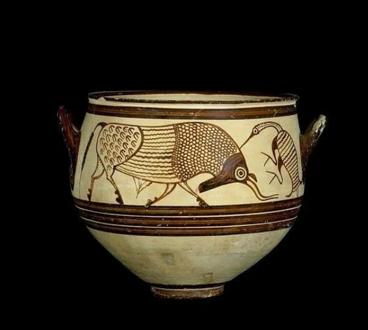 Vases: The Vibes of Vogue with Verse of Vintage