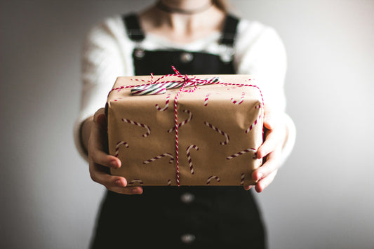 Company Gifts for Employees That Breed Loyalty and Bind the Community