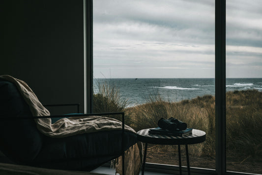 Coastal Farmhouse Decor Ideas and Objects | Arts of Architecture