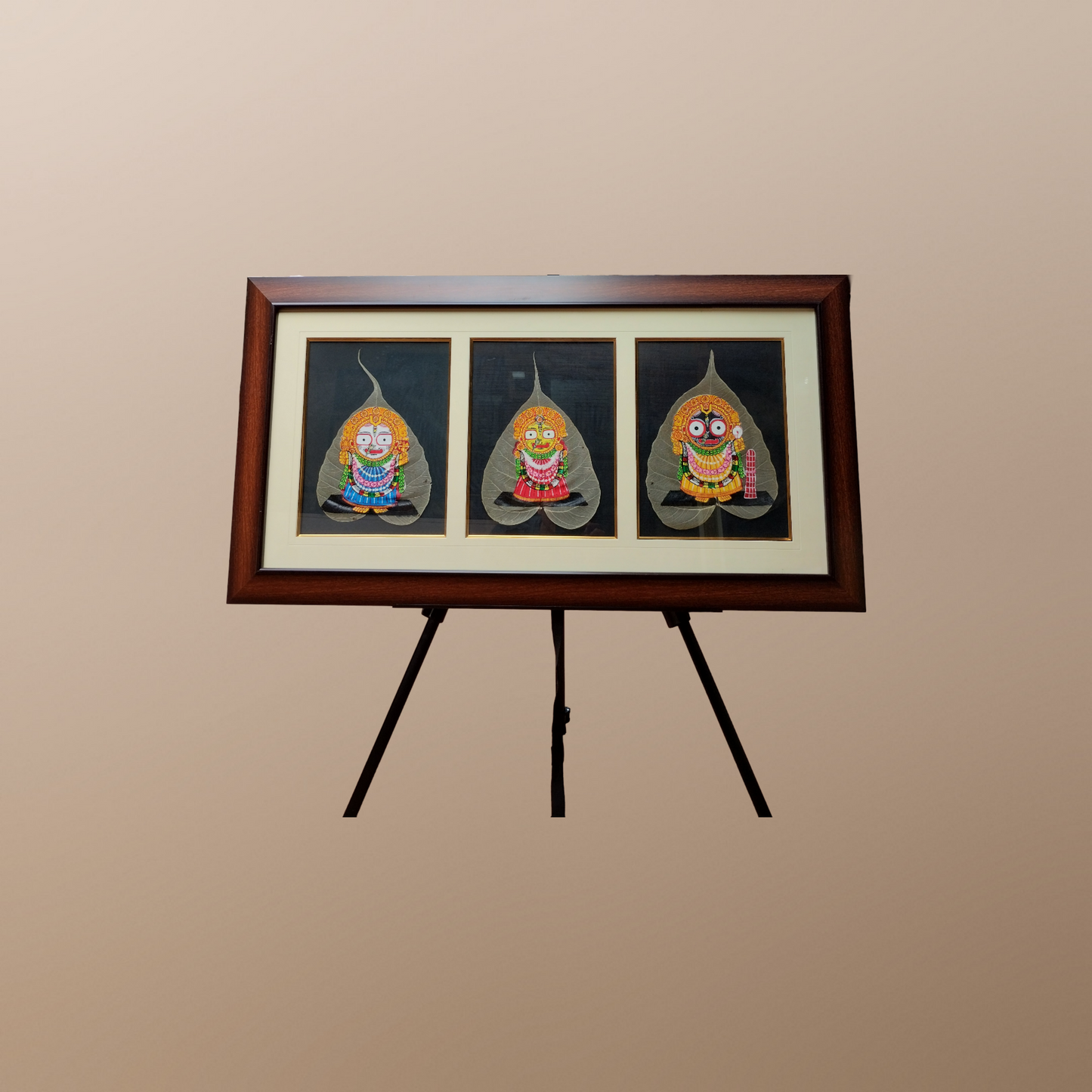 RELEGLANCE WALL HANGING 021