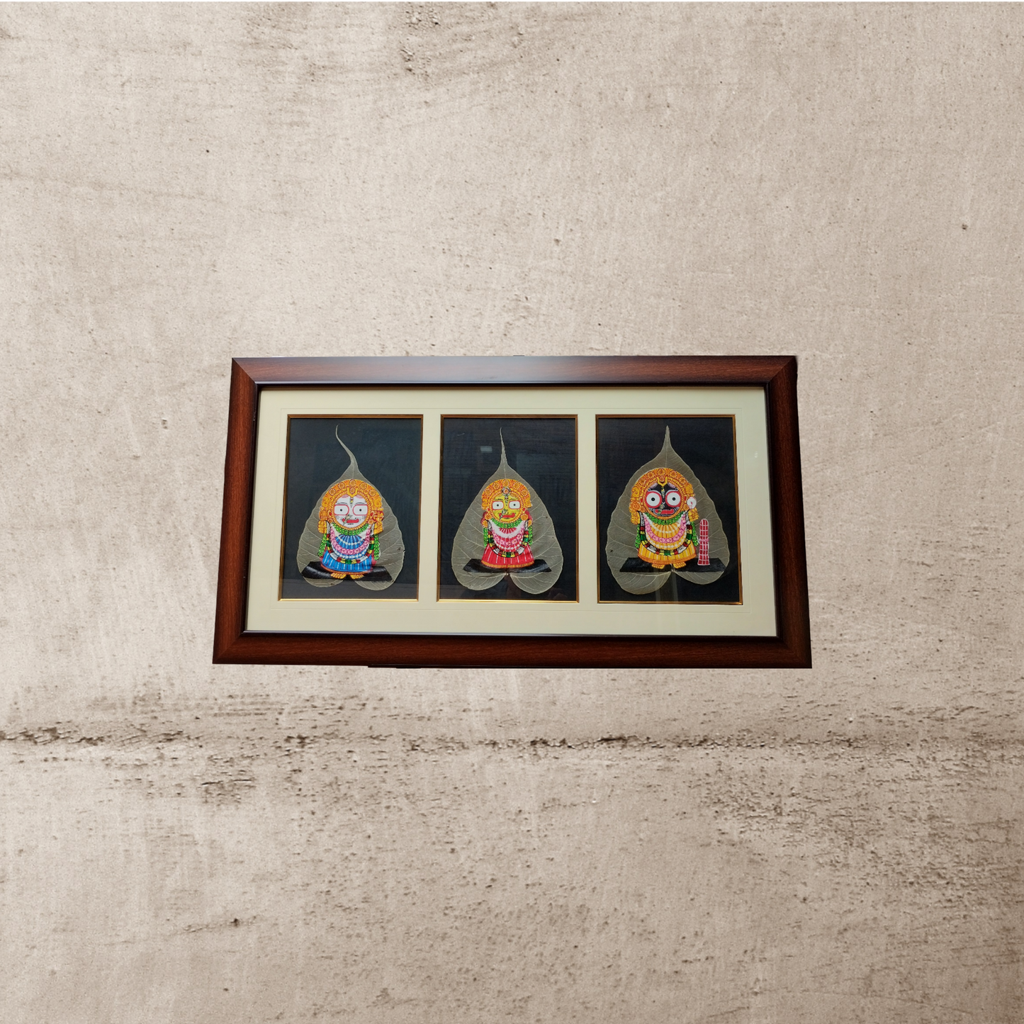 RELEGLANCE WALL HANGING 021
